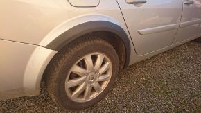 Aletines de plástico para Renault Megane II combi (2002-2009), versión de 5 puertas