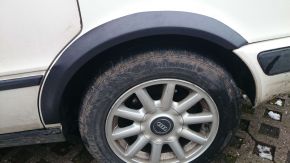 Aletines de plástico para Audi 80 B4 sedán (1991-1996)