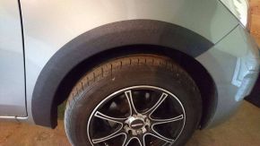 Aletines de plástico para Toyota Yaris II hatchback (2005-2011), versión de 5 puertas