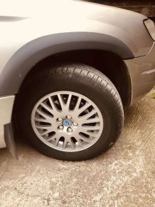 Aletines de plástico para Subaru Forester I (2000-2002) después del facelift
